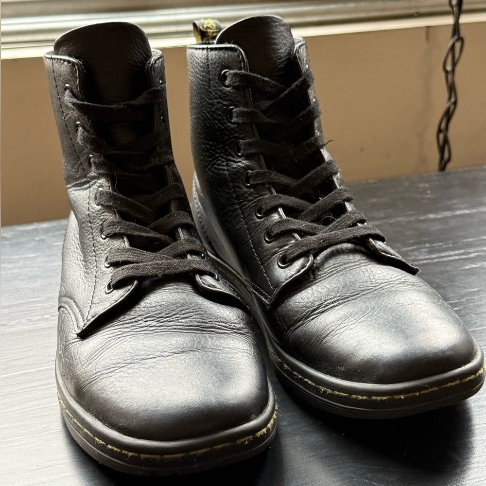 Dr Martens LEYTON Black Women’s Boots